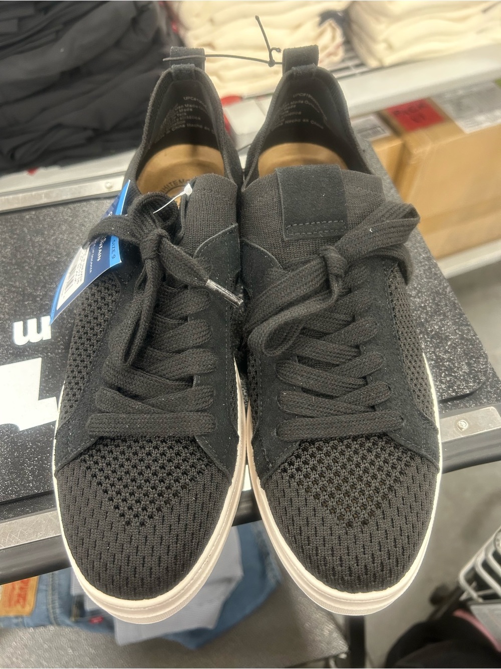 White Mountain womens Black Knit Low-Top Sneakers